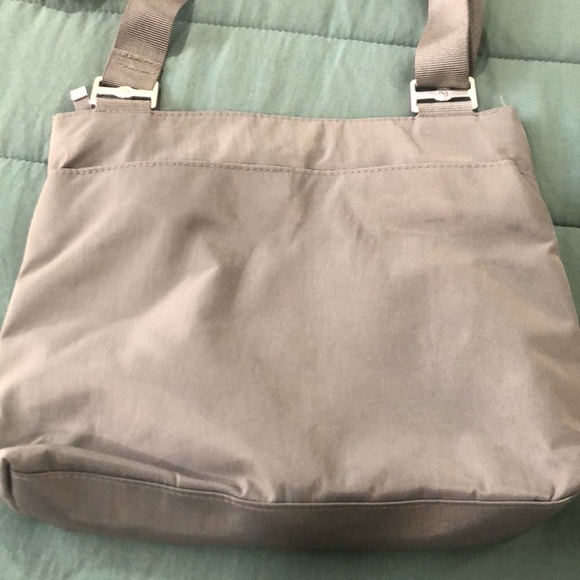 Used once - Picture 2 of 5